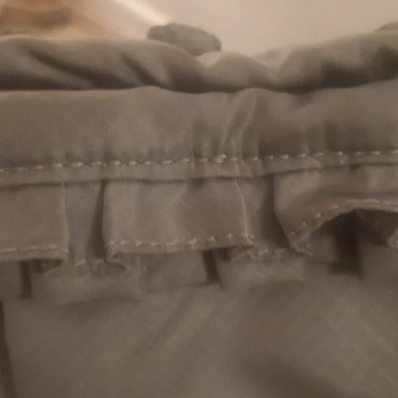 TUMI Olive Gray Ruffled Tote Bag - Picture 4 of 8